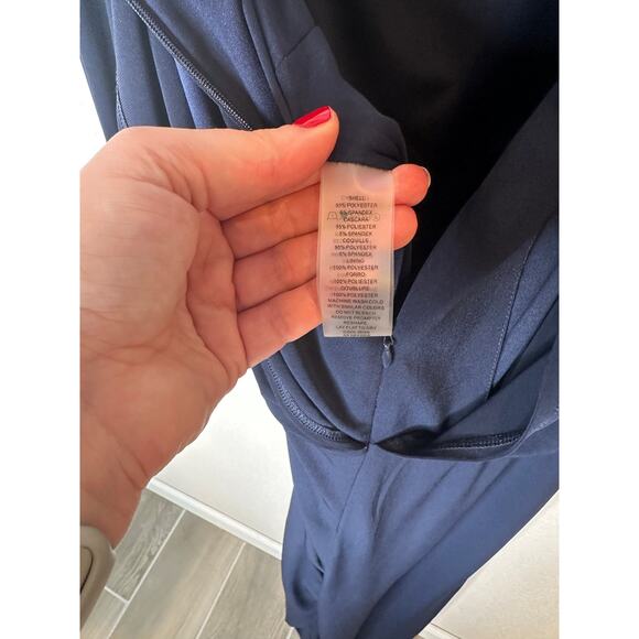 Vince Camuto navy jumpsuit -size 4‎ - Picture 4 of 4